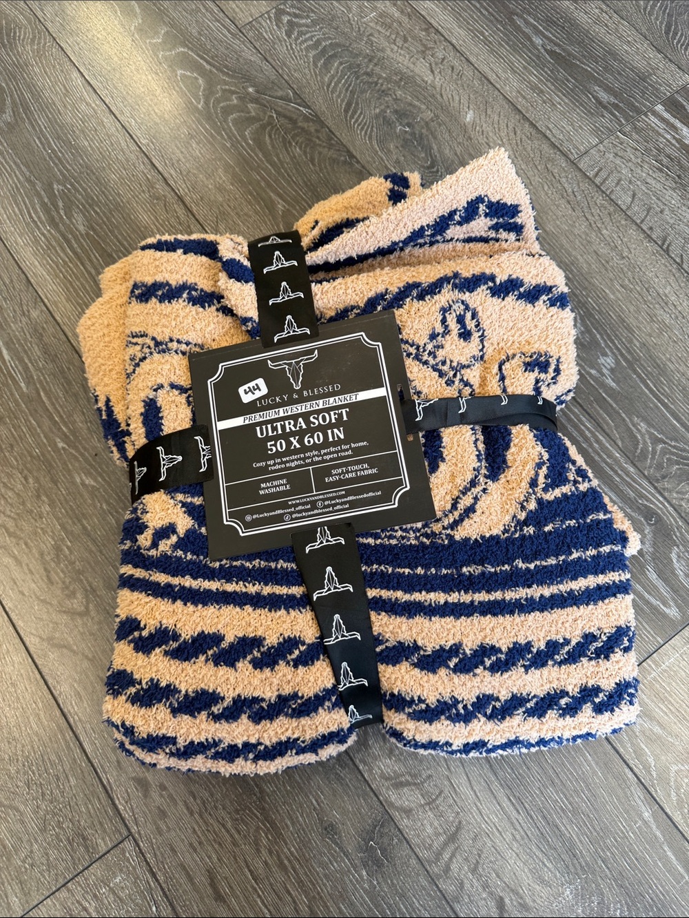 Blanket/Throw